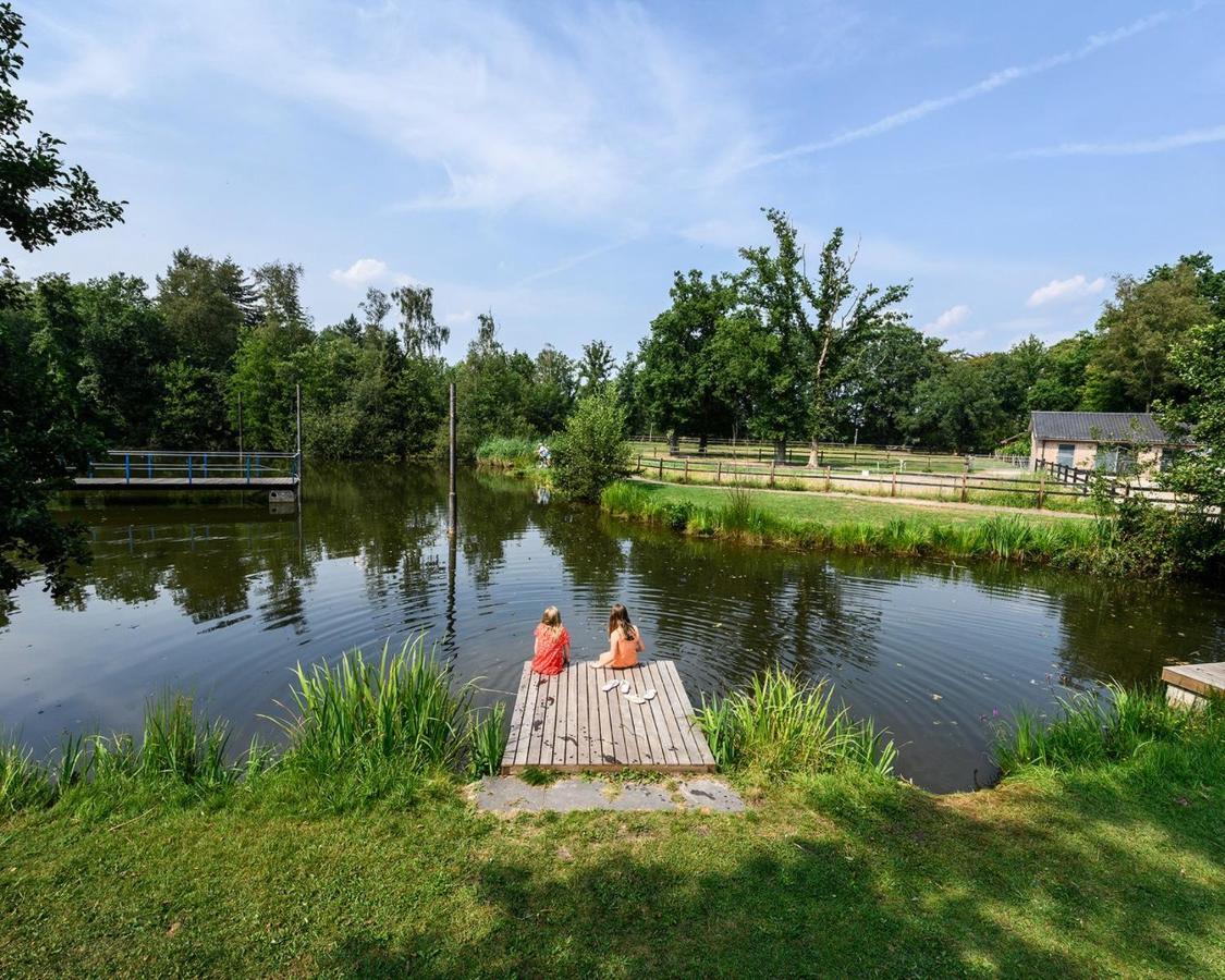 ホテル Recreatiepark De Lucht Renswoude エクステリア 写真