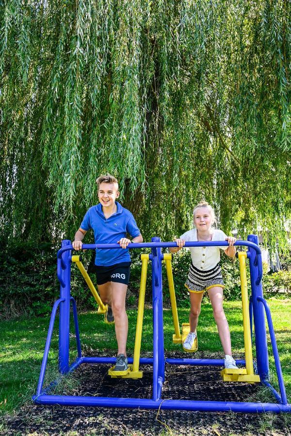 ホテル Recreatiepark De Lucht Renswoude エクステリア 写真